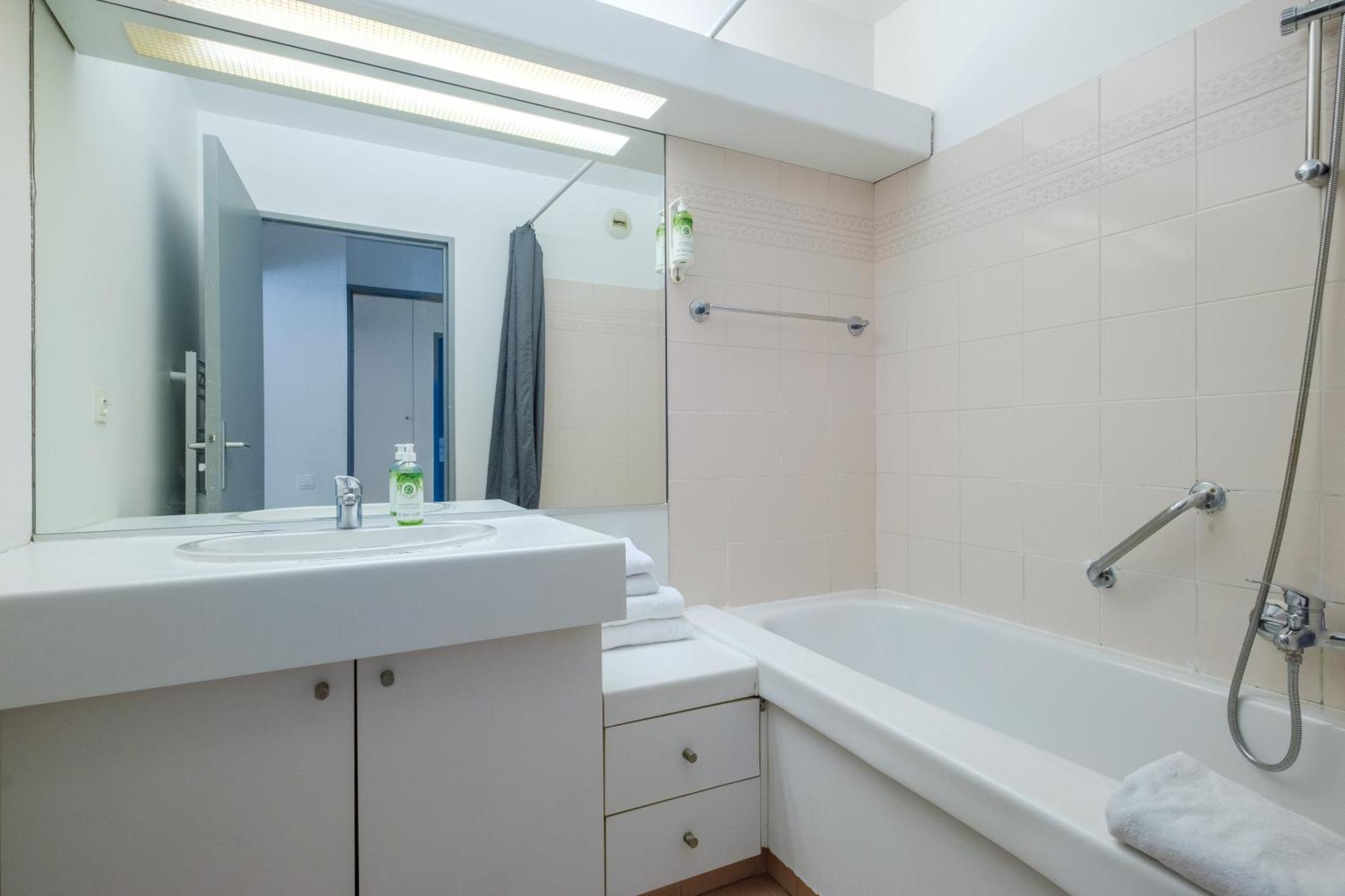 Residhotel Villa Maupassant Cannes Exterior foto